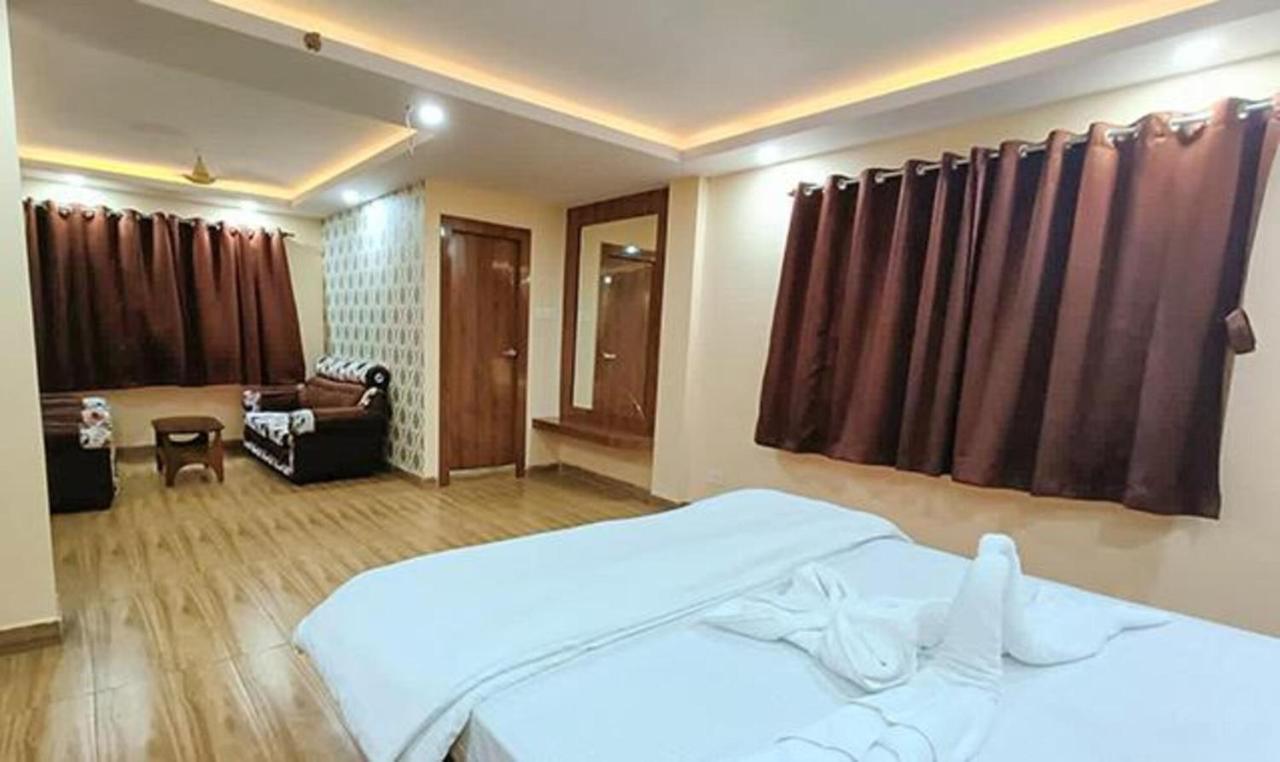 Fabhotel Green I Āsansol Esterno foto